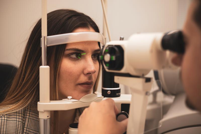 Diagnostic des probl&egrave;mes capillaires, pourquoi consulter un professionnel ?